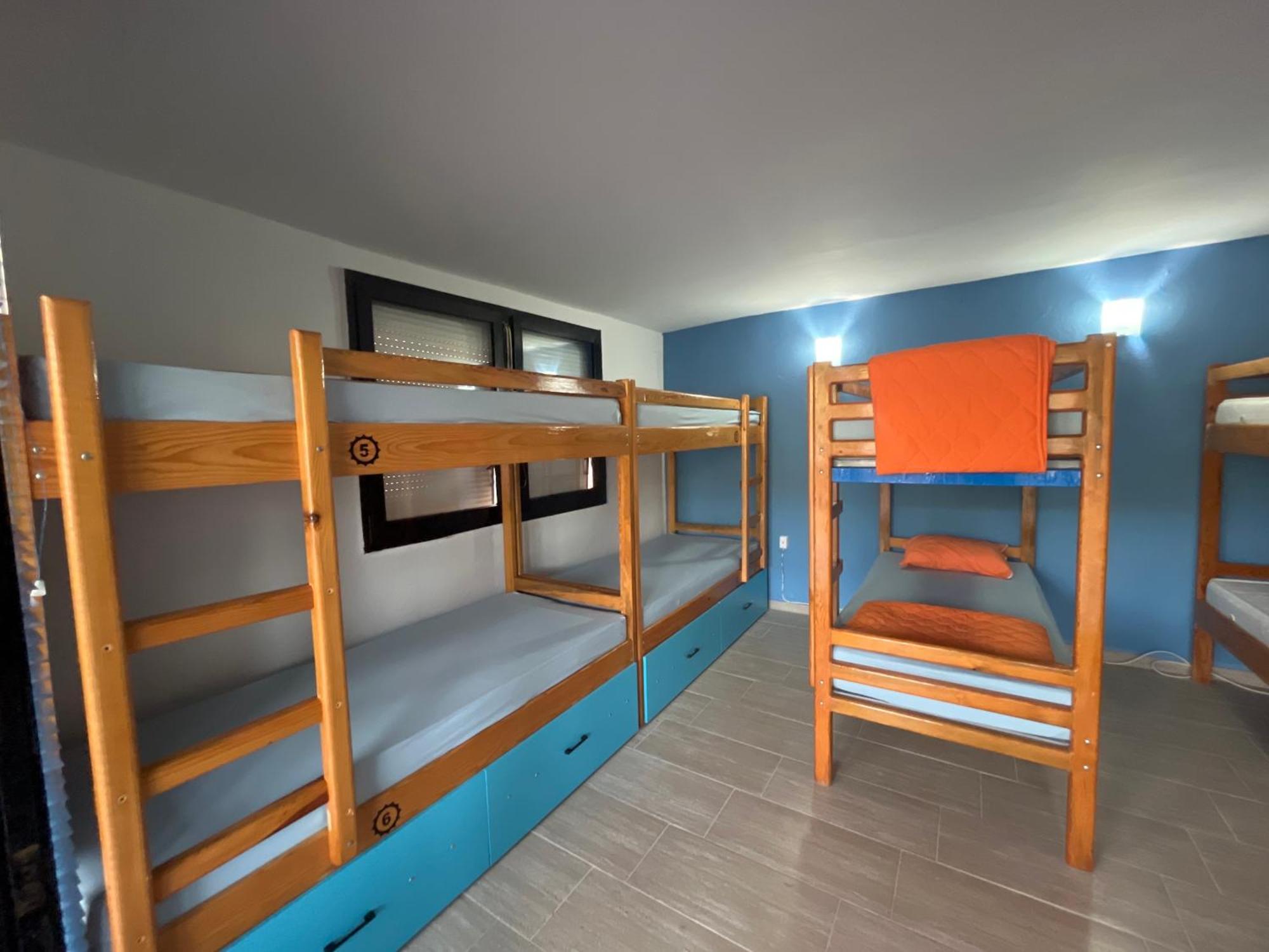 Blue Orange Lake Hostel Ohrid Extérieur photo