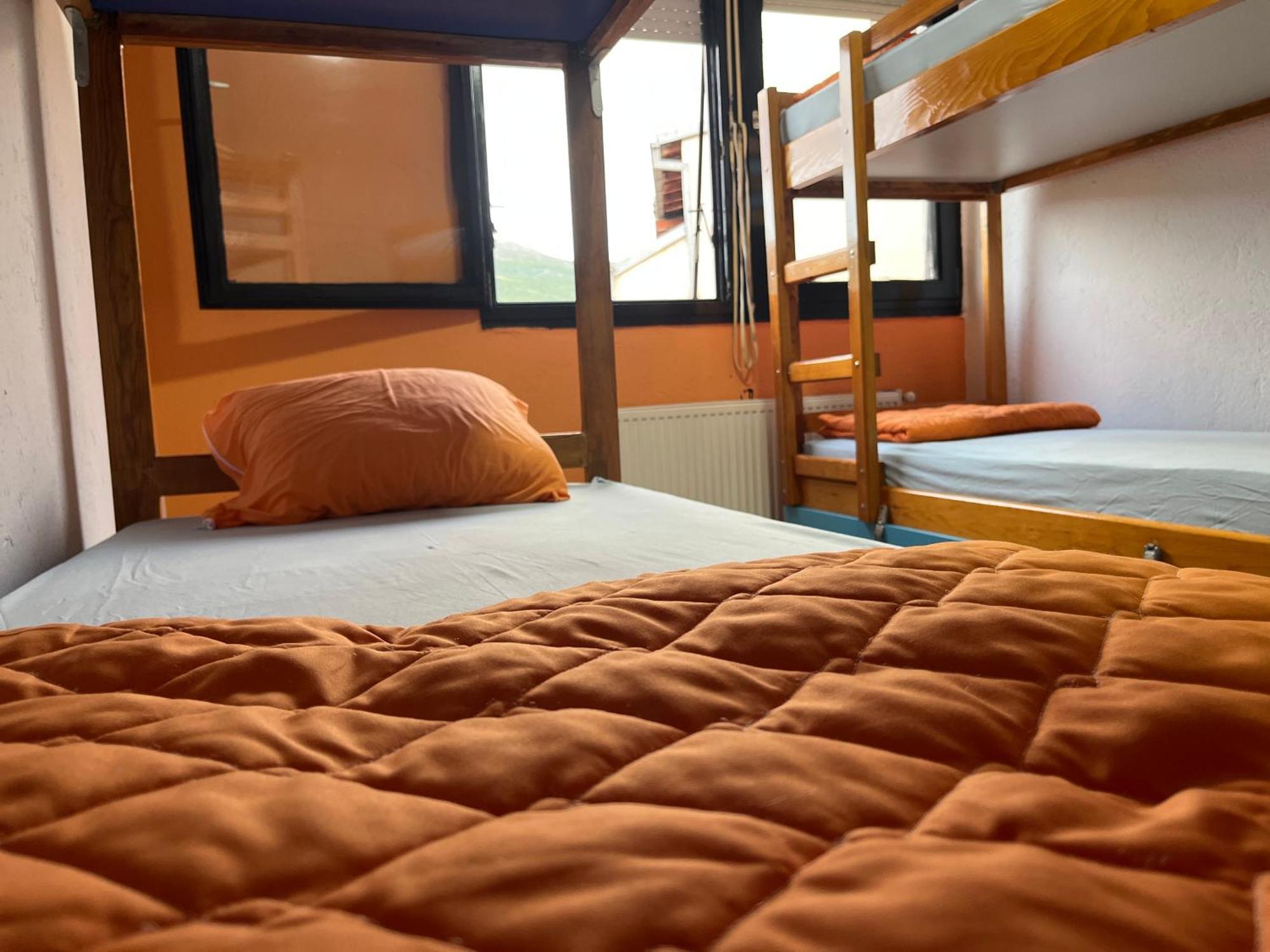 Blue Orange Lake Hostel Ohrid Extérieur photo